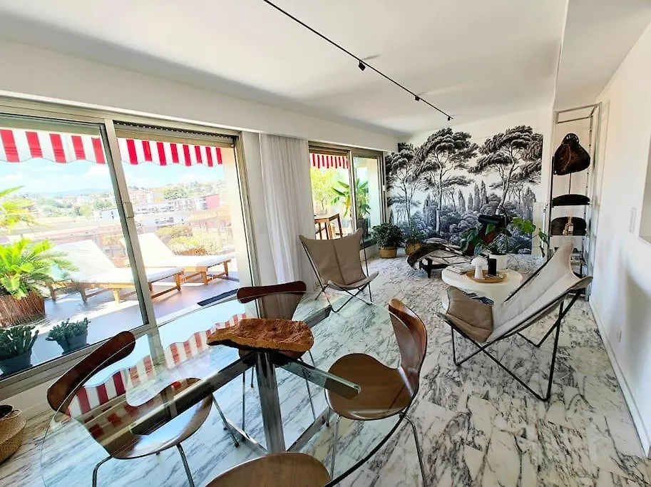 Splendide Penthouse Au Coeur De Nice